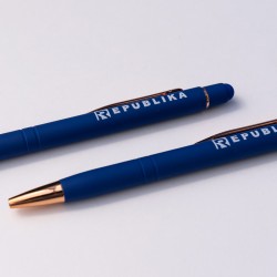 Długopis z logo Republika