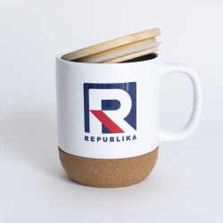 Kubek z logo "R" z bambusową przykrywką