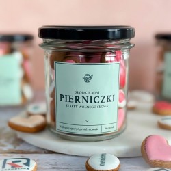 Słodkie mini pierniczki strefy wolnego słowa