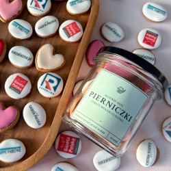 Słodkie mini pierniczki strefy wolnego słowa